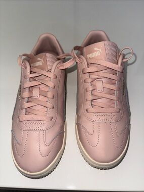 Puma Women’s Blush Pink Lace-Up Sneakers Size 8